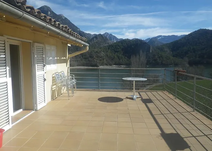 Del Llac Hotel