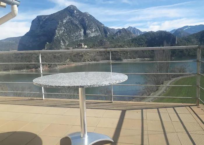 Del Llac Hotel